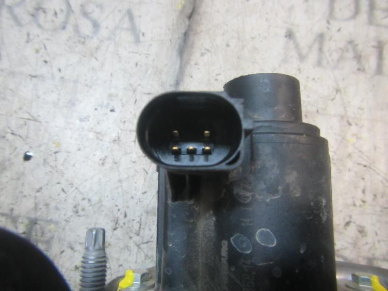 Recambio de valvula egr para dacia duster adventure referencia OEM IAM 8200846454 7077462137 