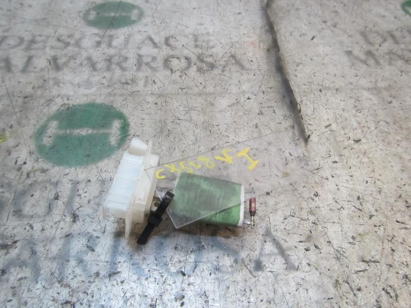 Recambio de resistencia calefaccion para dacia duster adventure referencia OEM IAM 6001551674  