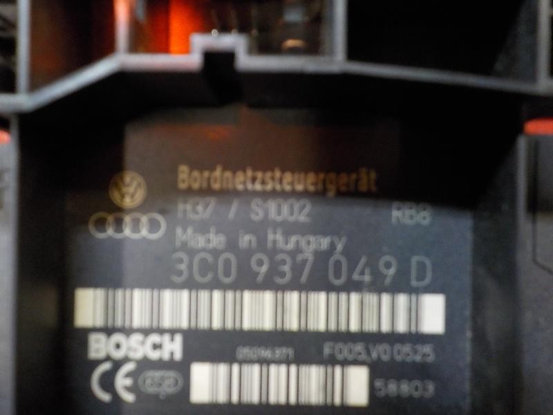 Recambio de caja reles / fusibles para volkswagen caddy ka/kb (2k) 1.9 tdi referencia OEM IAM   