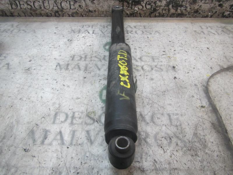 Recambio de amortiguador trasero derecho para nissan cabstar 3.0 tl chasis cabina referencia OEM IAM   