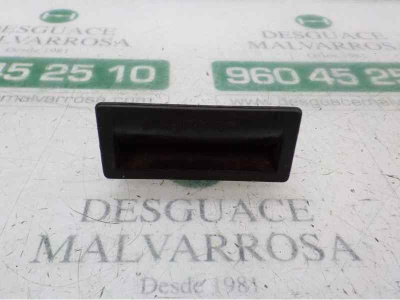 Recambio de maneta porton para volkswagen golf vi variant (aj5) advance referencia OEM IAM 5N0827566B  