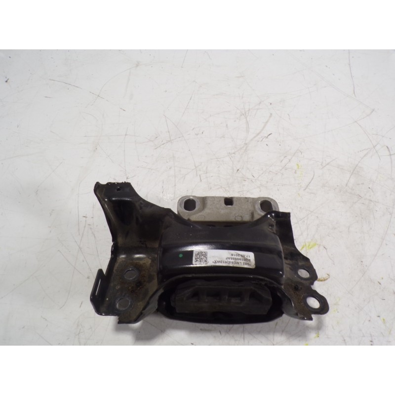 Recambio de soporte motor izquierdo para volkswagen polo 1.0 tsi referencia OEM IAM 2Q0199555AF 2Q0199555AF 