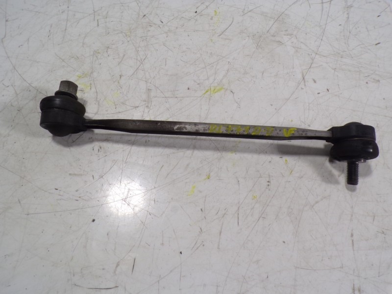 Recambio de tirante delantero derecho para volkswagen polo 1.0 tsi referencia OEM IAM 6R0411315  