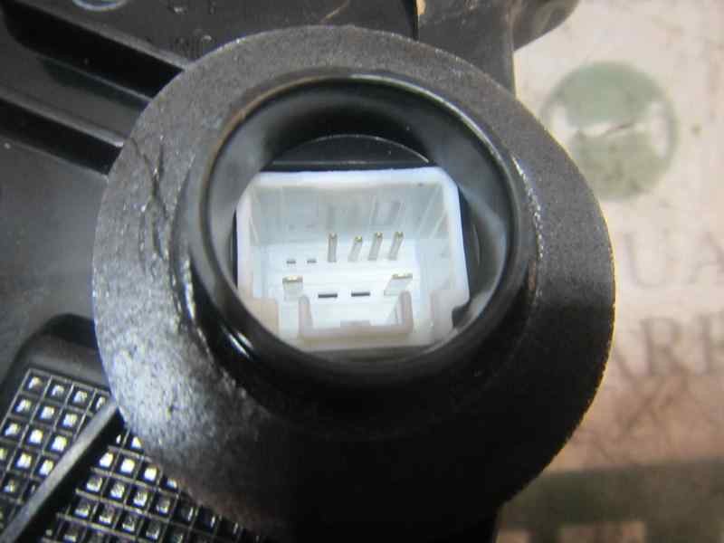 Recambio de cerradura puerta delantera izquierda para toyota rav 4 referencia OEM IAM 6904042241  