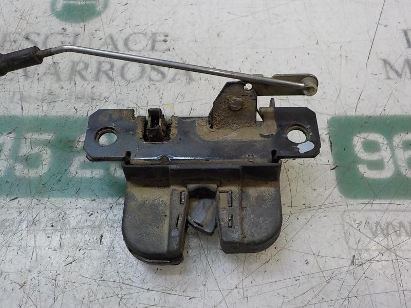 Recambio de cerradura puerta trasera izquierda para volkswagen caddy ka/kb (2k) 1.9 tdi referencia OEM IAM   