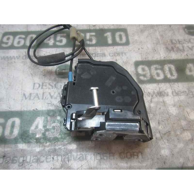 Recambio de cerradura puerta trasera izquierda para toyota rav 4 referencia OEM IAM 6906033120  