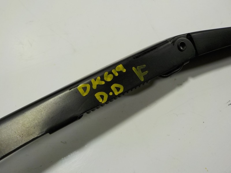 Recambio de brazo limpia delantero derecho para bentley continental gt supersports referencia OEM IAM 3W1955410  