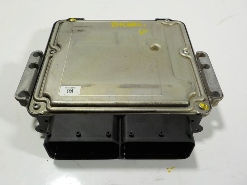 Recambio de centralita motor uce para hyundai tucson tecno safe 2wd bluedrive referencia OEM IAM 391192FFF0 391992F571 