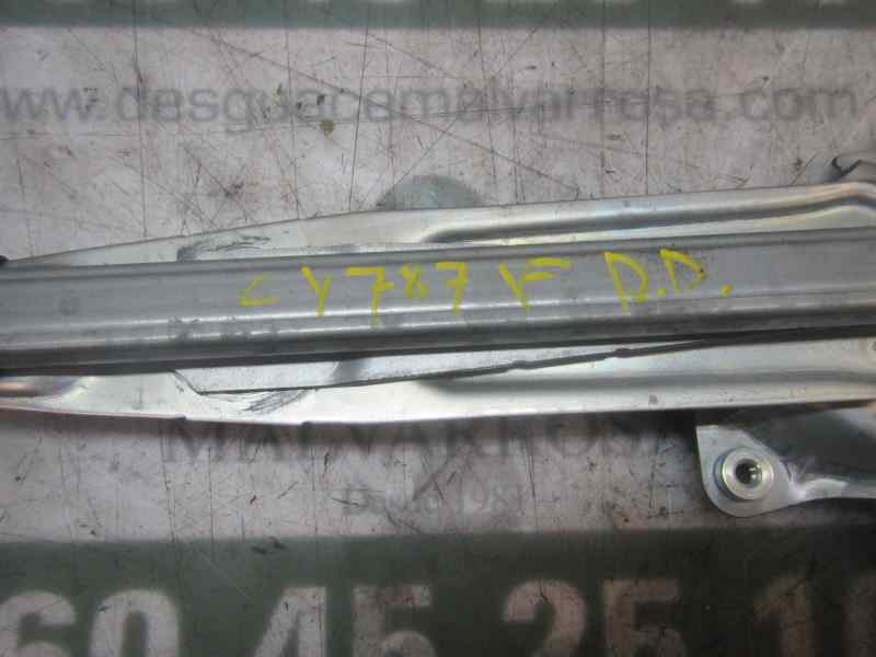 Recambio de elevalunas delantero derecho para toyota rav 4 referencia OEM IAM 6980130280  