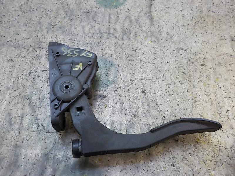 Recambio de potenciometro pedal para audi a6 berlina (4f2) 2.0 tdi referencia OEM IAM 4F1723523B 4F1723523B 