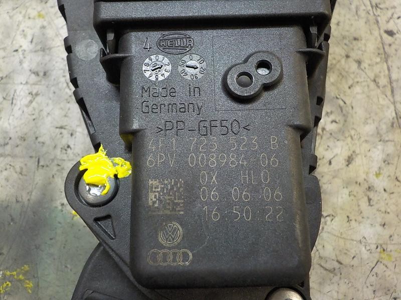 Recambio de potenciometro pedal para audi a6 berlina (4f2) 2.0 tdi referencia OEM IAM 4F1723523B 4F1723523B 