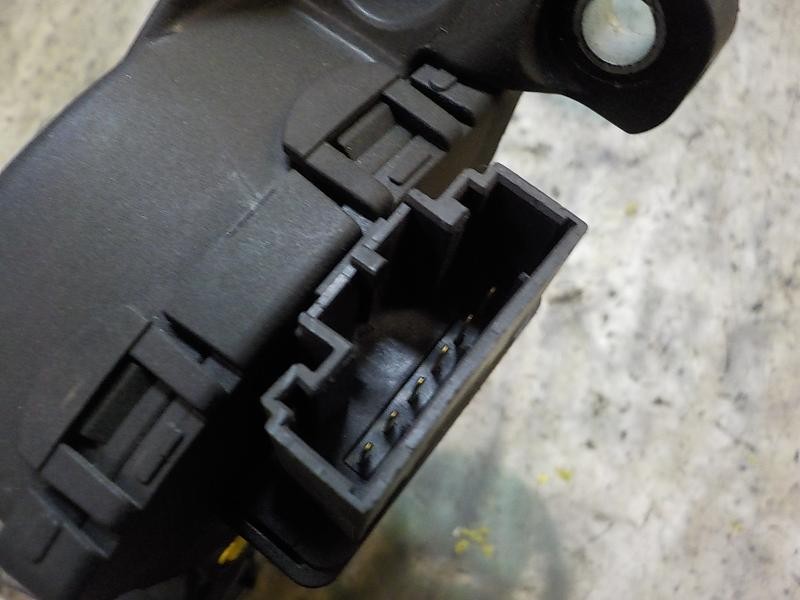 Recambio de potenciometro pedal para audi a6 berlina (4f2) 2.0 tdi referencia OEM IAM 4F1723523B 4F1723523B 