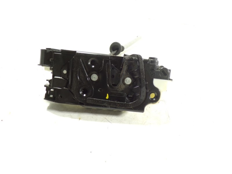 Recambio de cerradura puerta trasera derecha para skoda fabia combi 1.2 tsi referencia OEM IAM 5G4839016D 6V0839016 