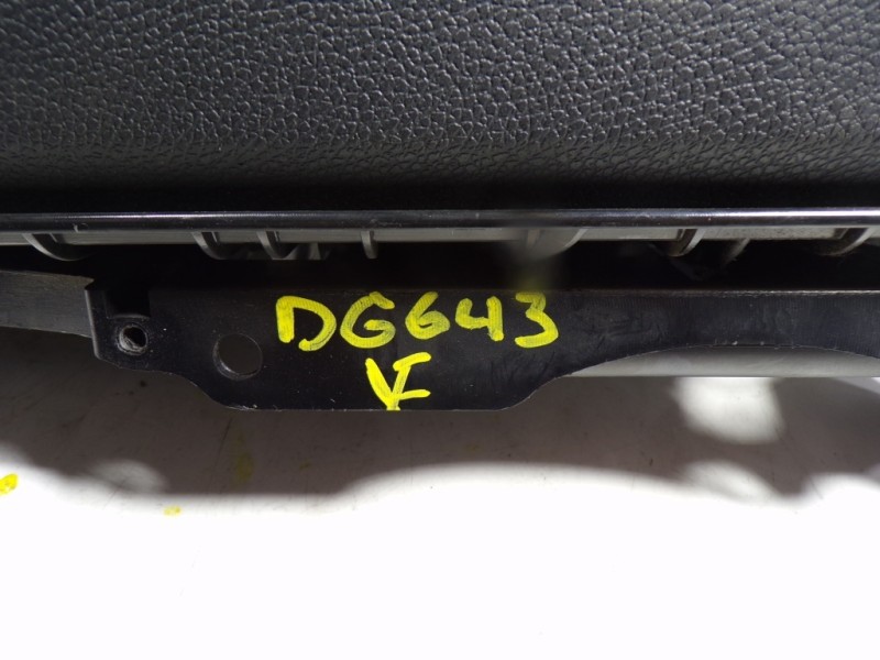 Recambio de guantera para mercedes-benz clase c (w204) berlina 2.2 cdi cat referencia OEM IAM A20468000989F45  