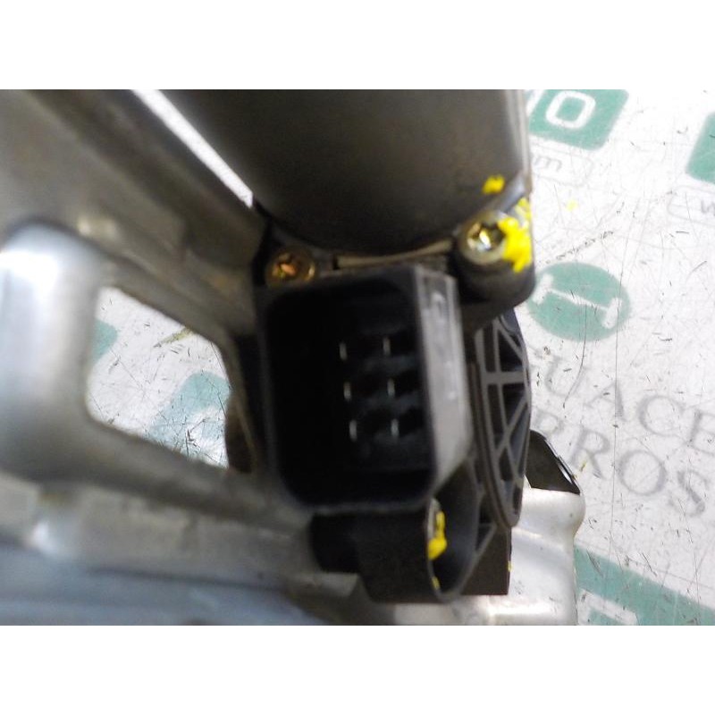 Recambio de elevalunas delantero derecho para mercedes-benz clase c (w203) berlina 2.2 cdi cat referencia OEM IAM   