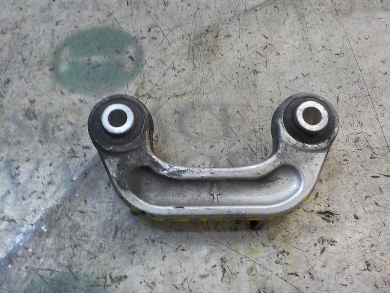 Recambio de tirante delantero derecho para audi a6 berlina (4f2) 2.0 tdi referencia OEM IAM 4E0411317E  