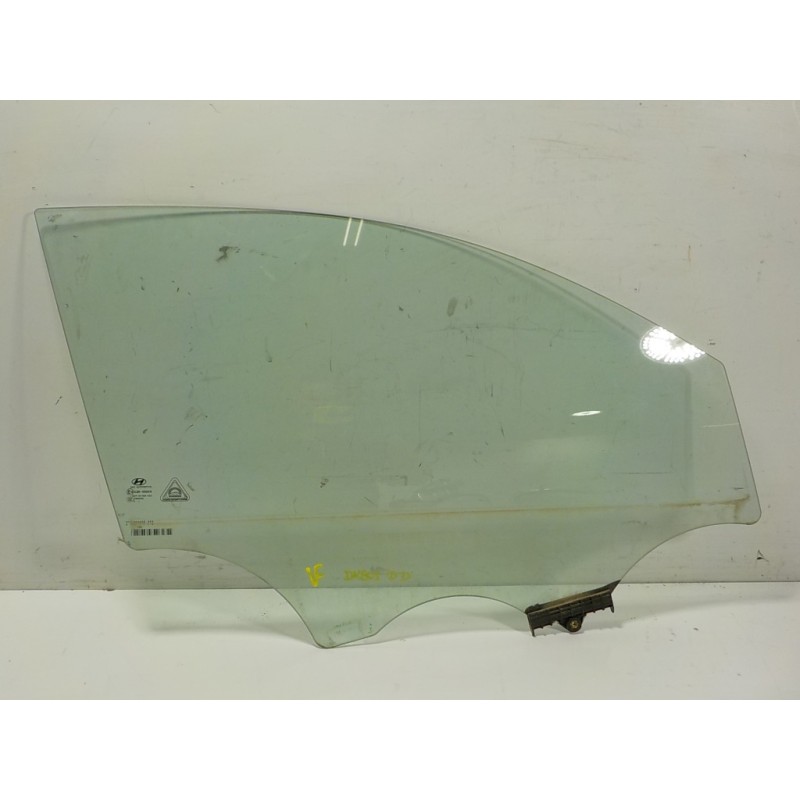 Recambio de cristal puerta delantero derecho para hyundai tucson tecno safe 2wd bluedrive referencia OEM IAM 82420D7020  