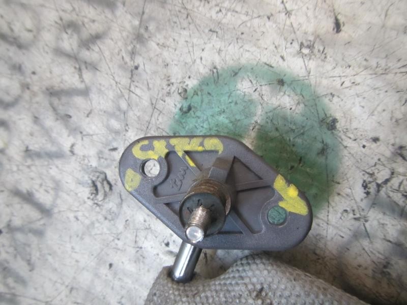 Recambio de parasol derecho para nissan cabstar 3.0 tl chasis cabina referencia OEM IAM   