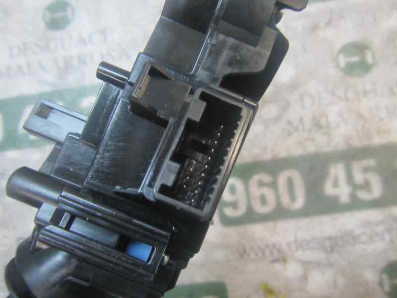 Recambio de mando luces para toyota rav 4 referencia OEM IAM 8414033250 3325017F744 3325017F744