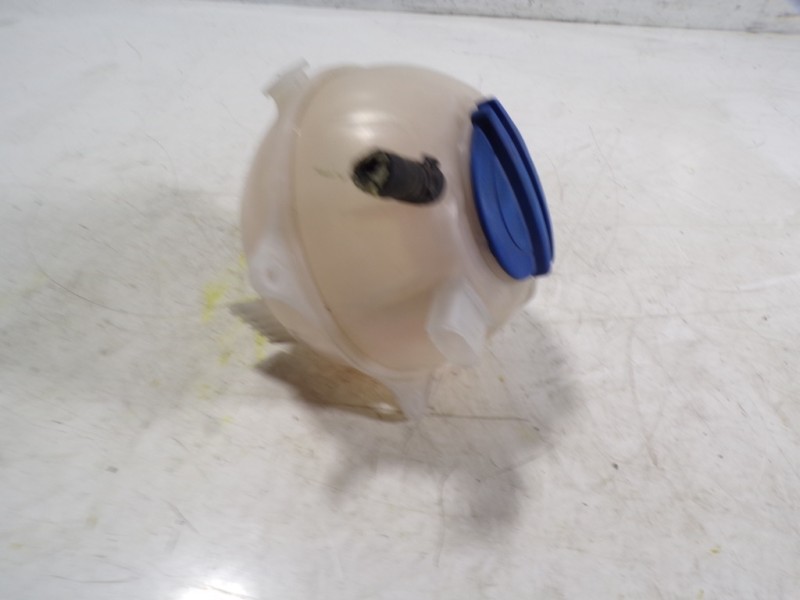 Recambio de deposito expansion para skoda fabia combi 1.2 tsi referencia OEM IAM 6Q0121407B  