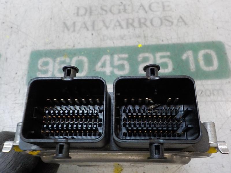 Recambio de centralita motor uce para hyundai i20 klass referencia OEM IAM 391F203GA0 0281S10773 0281S10773