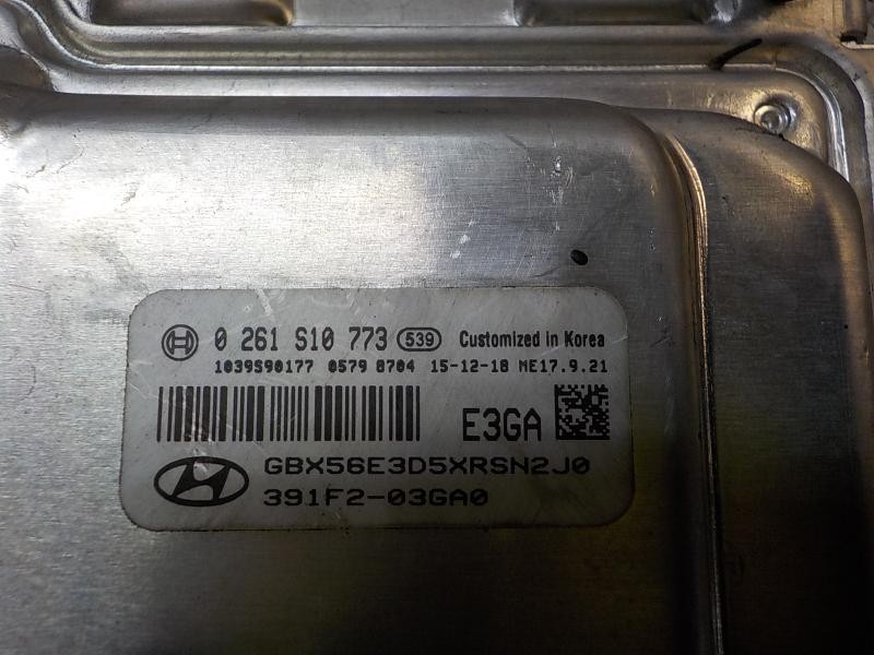 Recambio de centralita motor uce para hyundai i20 klass referencia OEM IAM 391F203GA0 0281S10773 0281S10773