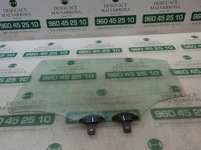 Recambio de cristal puerta trasero izquierdo para hyundai i20 klass referencia OEM IAM   