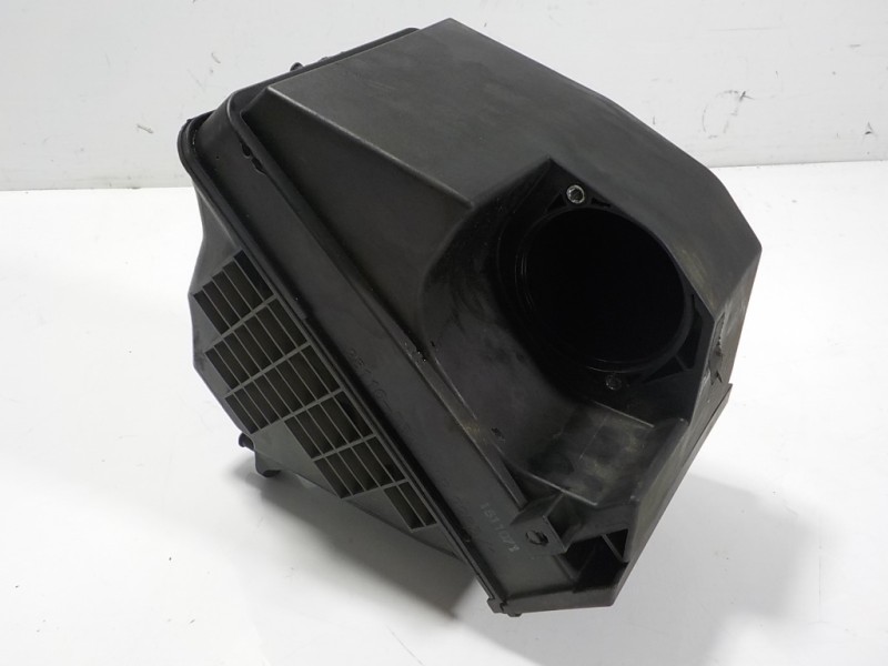 Recambio de filtro aire para hyundai tucson tecno safe 2wd bluedrive referencia OEM IAM 28110D3200 28110D3200 