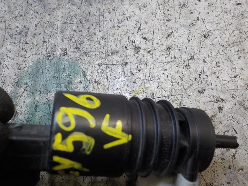 Recambio de bomba limpia para seat ibiza (6j5) stylance / style referencia OEM IAM 1K6955651  