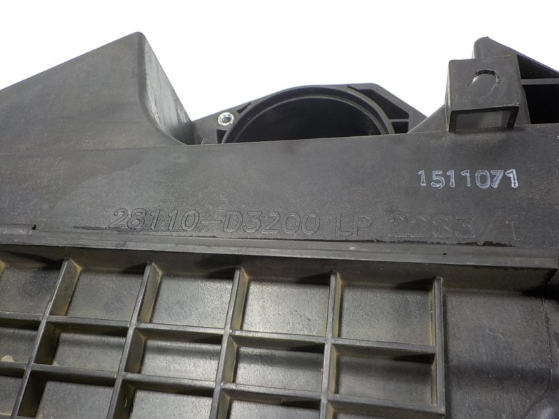 Recambio de filtro aire para hyundai tucson tecno safe 2wd bluedrive referencia OEM IAM 28110D3200 28110D3200 