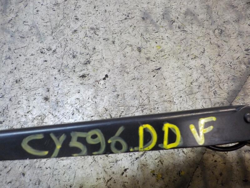 Recambio de brazo limpia delantero derecho para seat ibiza (6j5) stylance / style referencia OEM IAM 6J1955410  