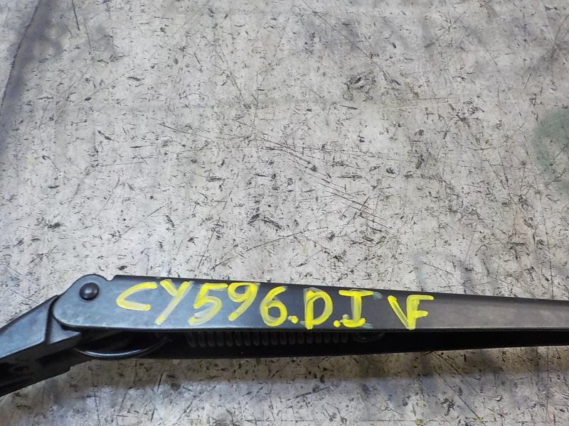 Recambio de brazo limpia delantero izquierdo para seat ibiza (6j5) stylance / style referencia OEM IAM 6J1955409  