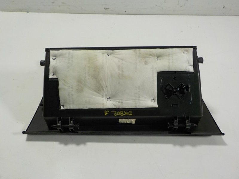 Recambio de guantera para hyundai tucson tecno safe 2wd bluedrive referencia OEM IAM 84510D7100TRY 84510D7000 