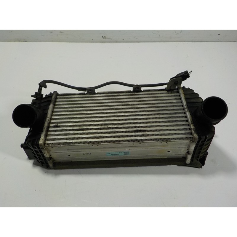 Recambio de intercooler para hyundai tucson tecno safe 2wd bluedrive referencia OEM IAM 282712F650 282702F650 