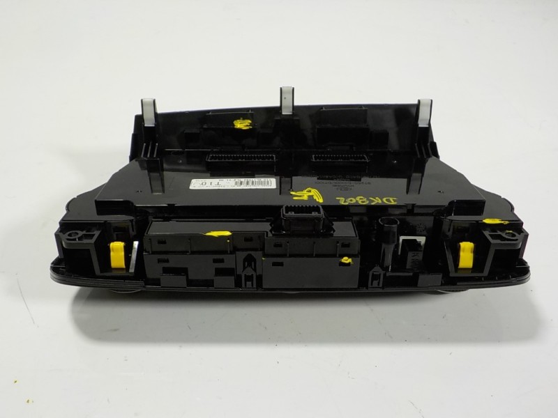Recambio de mando climatizador para hyundai tucson tecno safe 2wd bluedrive referencia OEM IAM 97250D7210TRY 97250D7210 