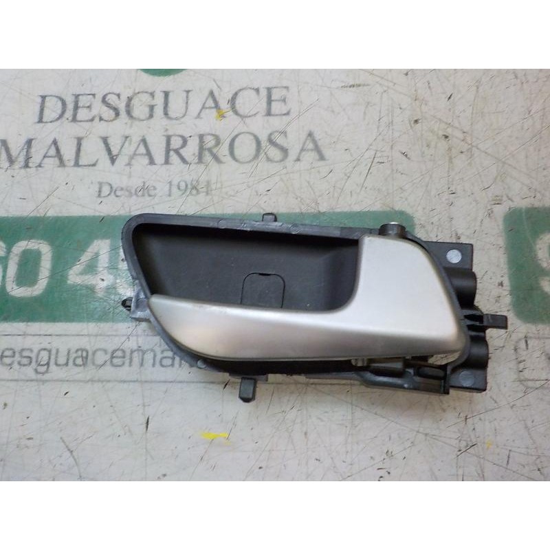 Recambio de maneta interior trasera derecha para hyundai i20 klass referencia OEM IAM 82620C8000SDH  