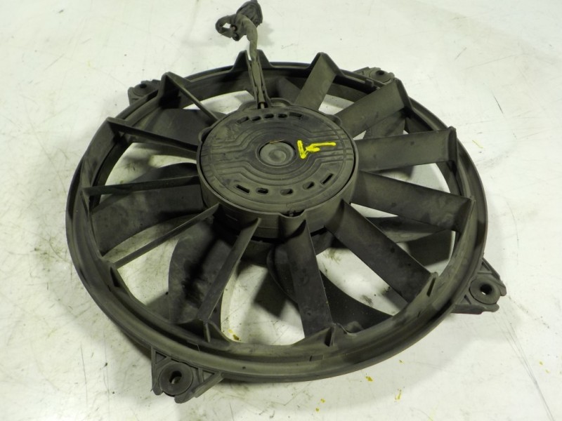 Recambio de electroventilador para citroën c4 picasso 2.0 hdi fap referencia OEM IAM   