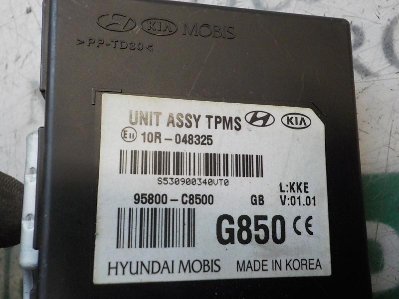 Recambio de modulo electronico para hyundai i20 klass referencia OEM IAM 95800C8500 95800C8500 