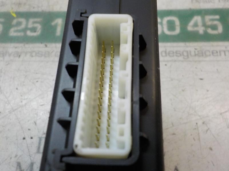 Recambio de modulo electronico para hyundai i20 klass referencia OEM IAM 95400C8070 95400C8070 