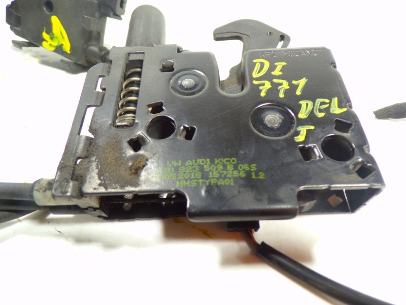 Recambio de cerradura capot para volkswagen polo 1.0 tsi referencia OEM IAM 8S0823509B 8S0823509B 