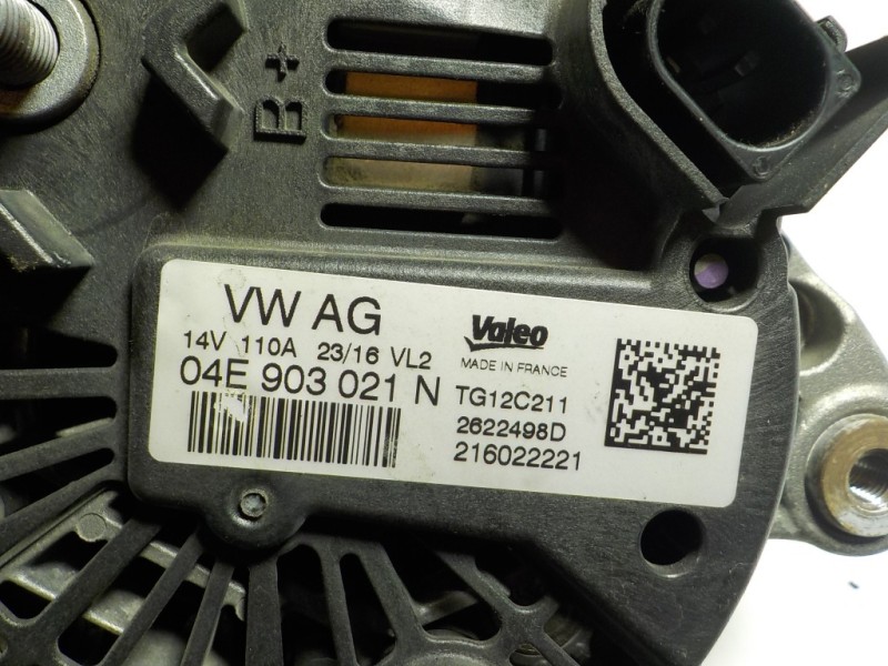 Recambio de alternador para volkswagen polo (6c1) 1.2 tsi referencia OEM IAM  04E903021N 