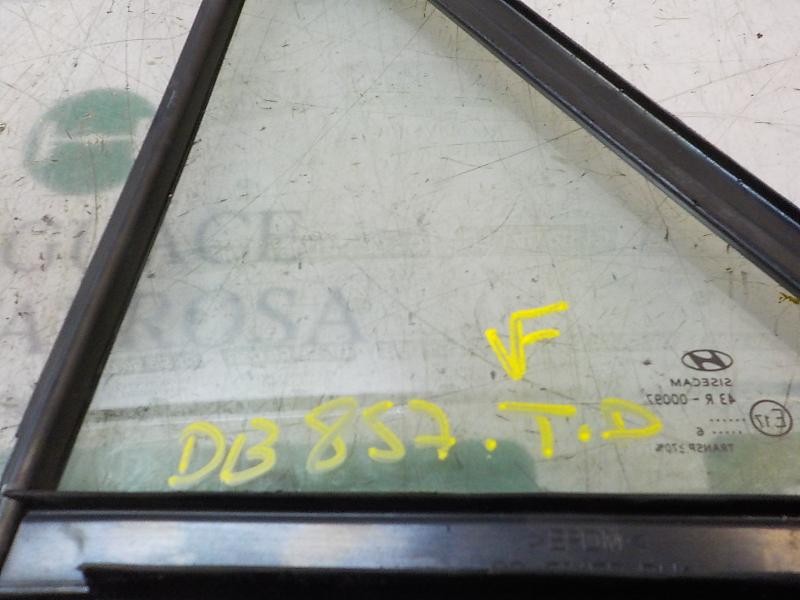 Recambio de cristal custodia trasero derecho para hyundai i20 klass referencia OEM IAM 83427C7010  