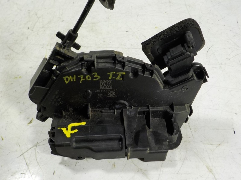 Recambio de cerradura puerta trasera izquierda para seat arona 1.0 tsi referencia OEM IAM 5TA839015E 5TA839015E 