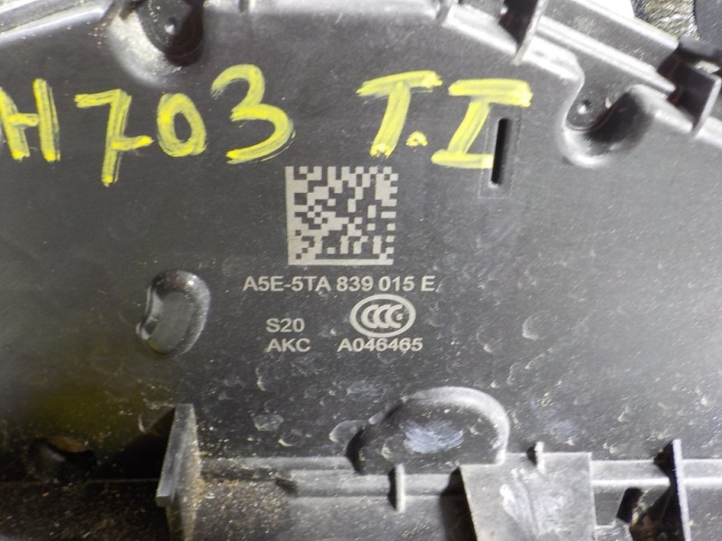 Recambio de cerradura puerta trasera izquierda para seat arona 1.0 tsi referencia OEM IAM 5TA839015E 5TA839015E 