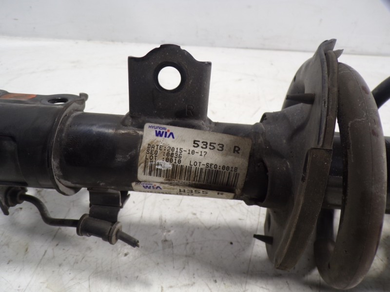 Recambio de amortiguador delantero derecho para kia rio 1.1 crdi cat referencia OEM IAM   