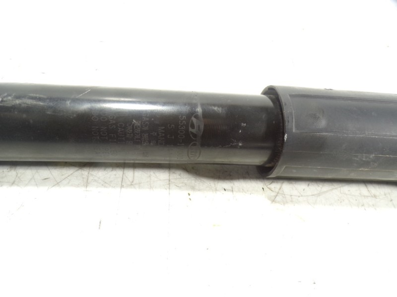Recambio de amortiguador trasero derecho para kia rio 1.1 crdi cat referencia OEM IAM  553001W001 