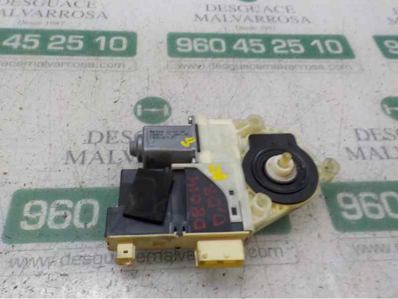 Recambio de motor elevalunas delantero derecho para citroën c4 berlina 1.4 16v referencia OEM IAM   