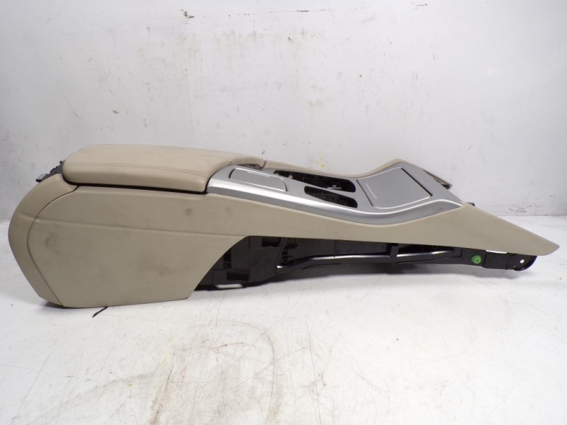 Recambio de apoyabrazos central para bmw serie 5 lim. (f10) 530d xdrive referencia OEM IAM 51169216868  