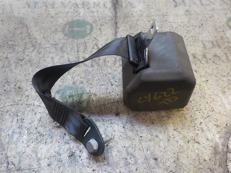 Recambio de cinturon seguridad trasero derecho para peugeot 308 sport referencia OEM IAM   