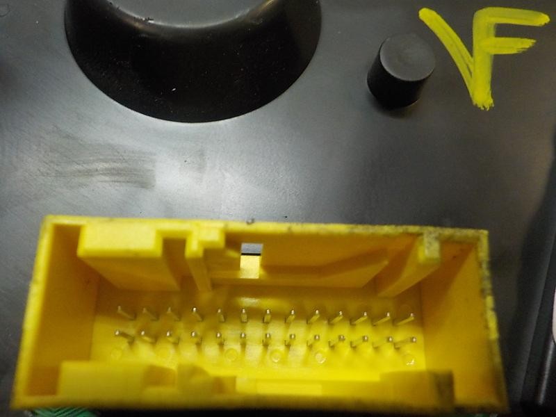 Recambio de cuadro instrumentos para peugeot 308 sport referencia OEM IAM   